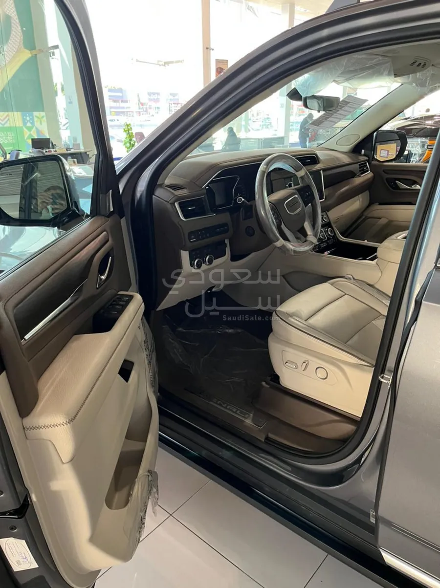 2021 GMC Yukon Denali XL