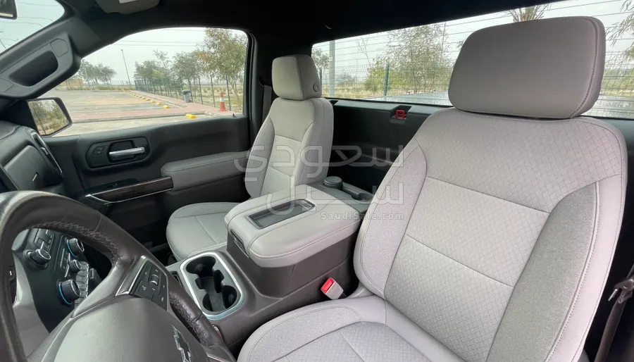 2021 شفروليه سلفرادو تريل بوس