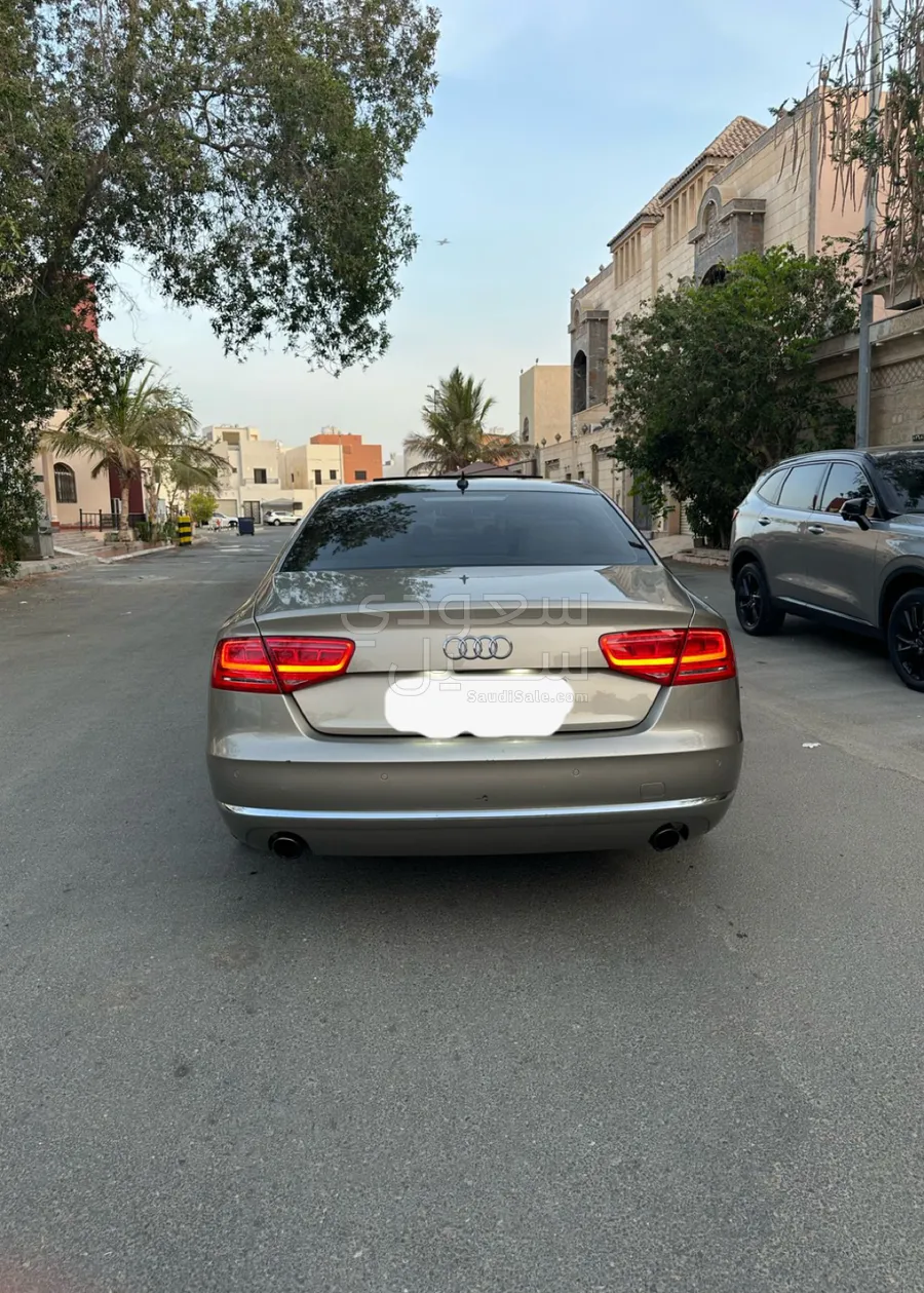 2011 اودي اي 8
