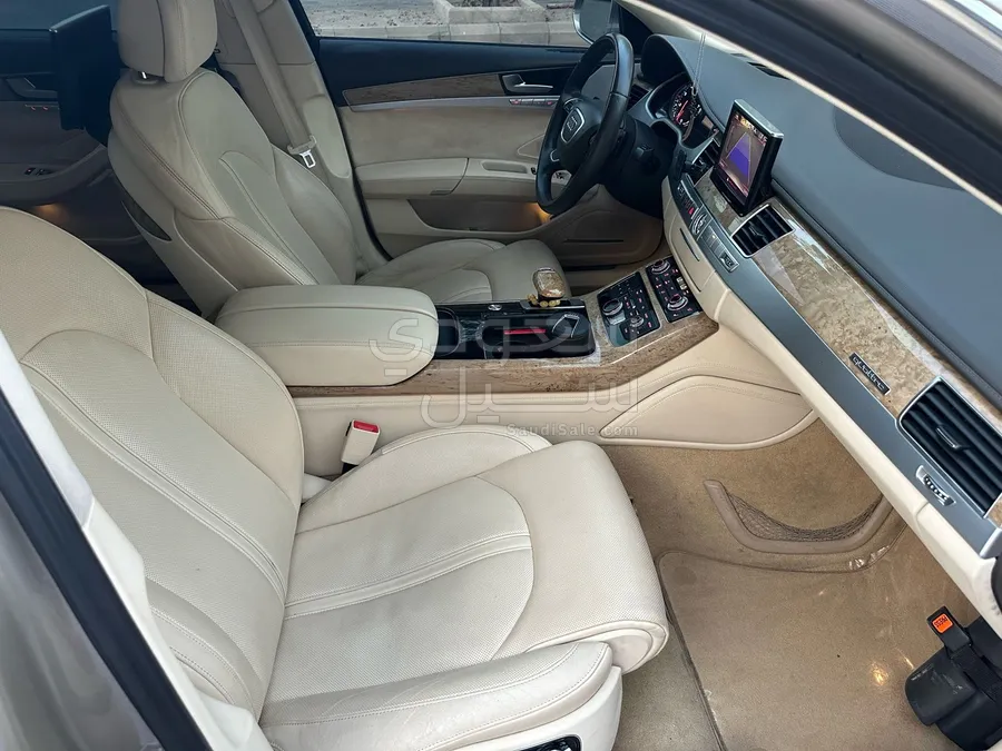2011 اودي اي 8