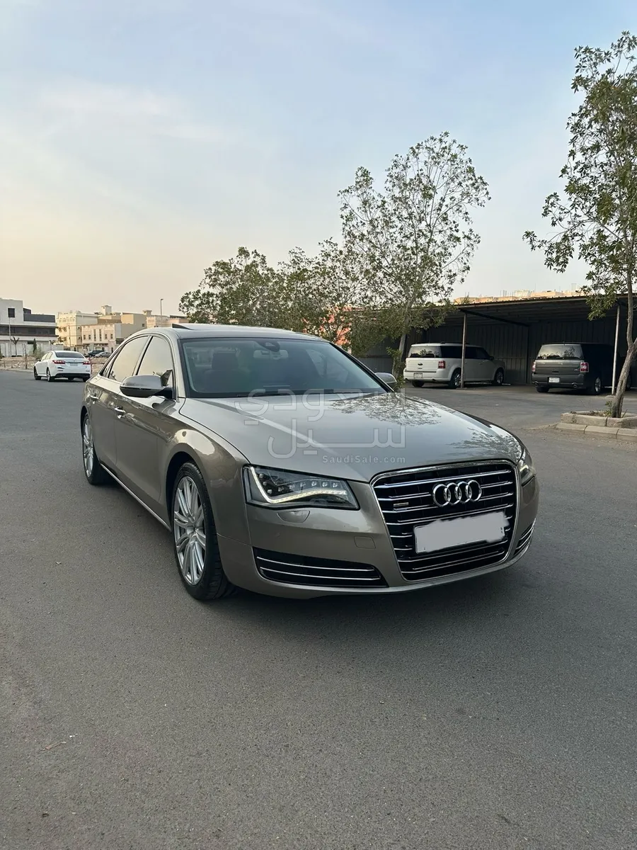 2011 اودي اي 8