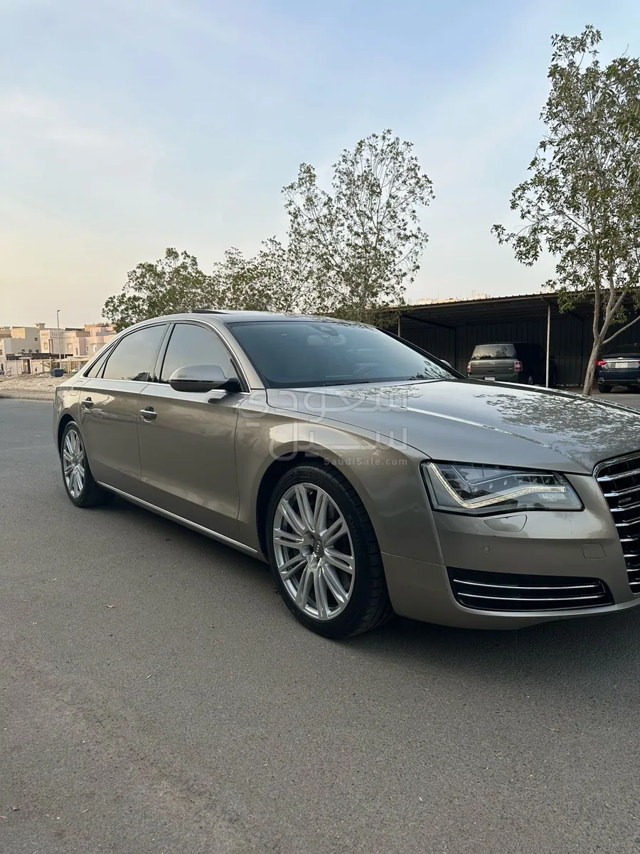 2011 اودي اي 8