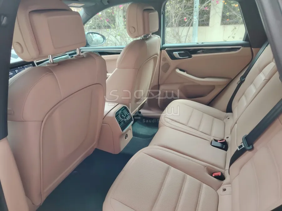 2023 بورش ماكان تي