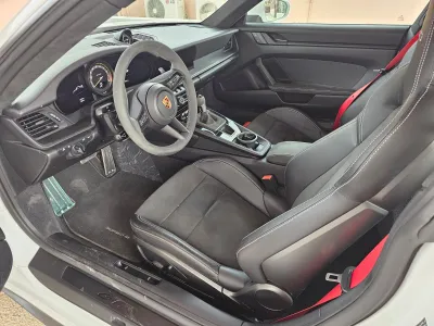 2020 بي ام دبليو الفئة الخامسة 528 أي جي تي