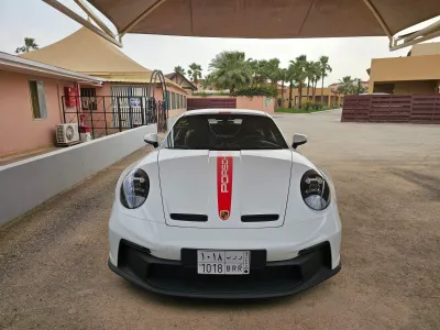 2020 بي ام دبليو الفئة الخامسة 528 أي جي تي