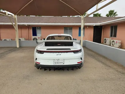 2020 بي ام دبليو الفئة الخامسة 528 أي جي تي