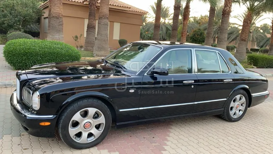 2000 بنتلي ارناج