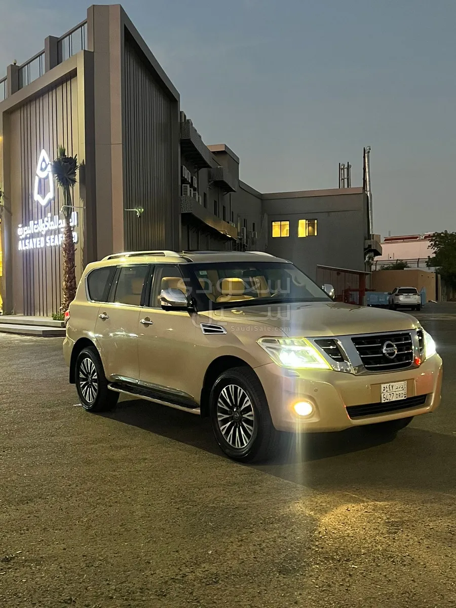 2017 نيسان باترول بلاتينيوم