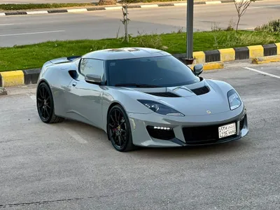 2019 لوتس ايفورا