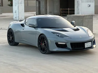 2019 لوتس ايفورا