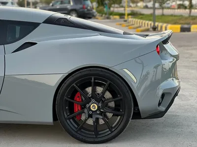 2019 لوتس ايفورا