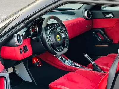 2019 لوتس ايفورا