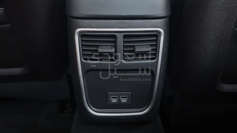2023 دودج تشارجر ار تي سكات باك
