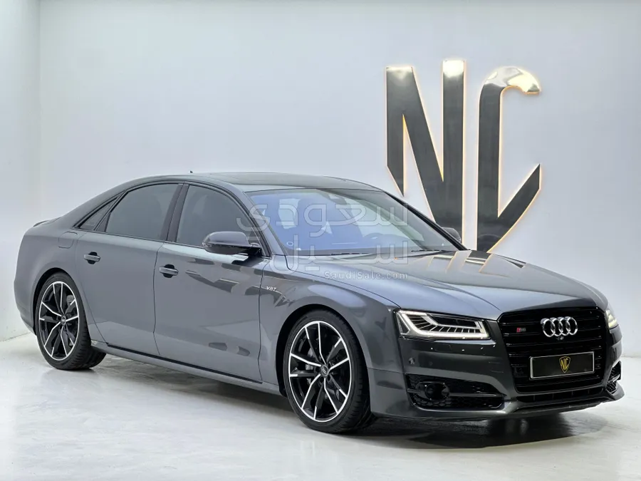 2017 Audi S8