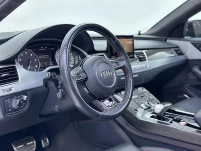 2017 Audi S8