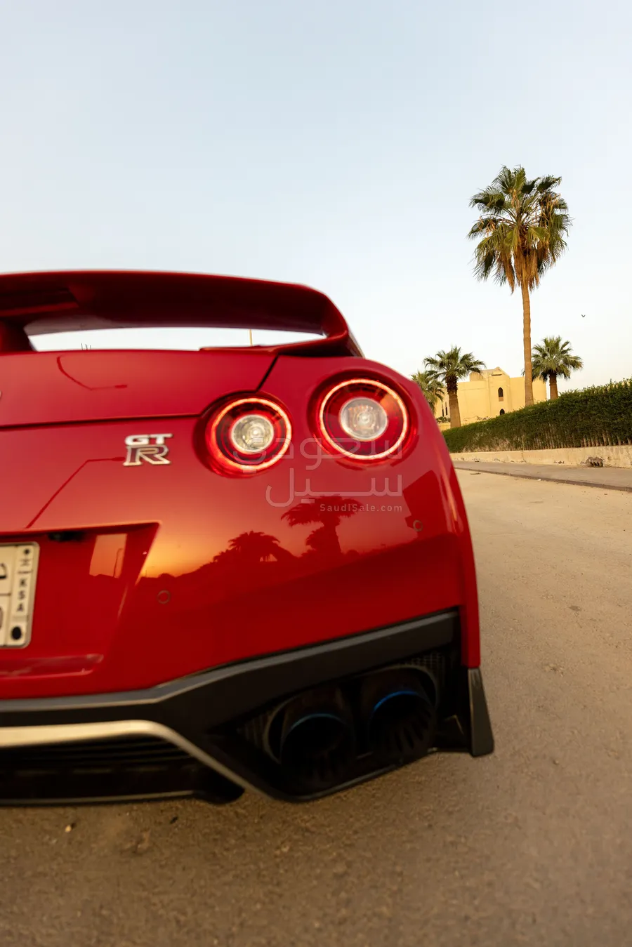 2019 نيسان جي تي - ار