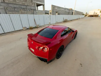 2019 نيسان جي تي - ار