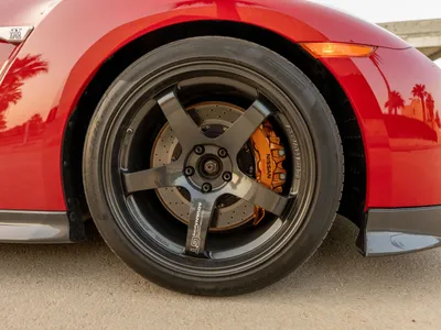 2019 نيسان جي تي - ار