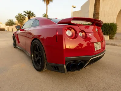 2019 نيسان جي تي - ار