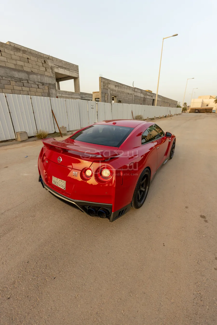 2019 نيسان جي تي - ار