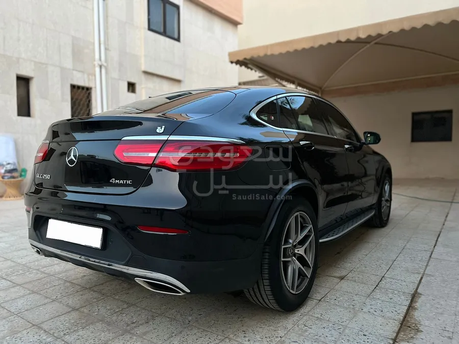 2018 Mercedes-Benz GLC 250