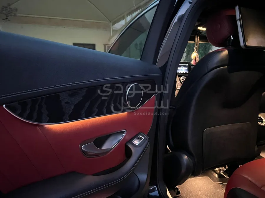 2018 Mercedes-Benz GLC 250
