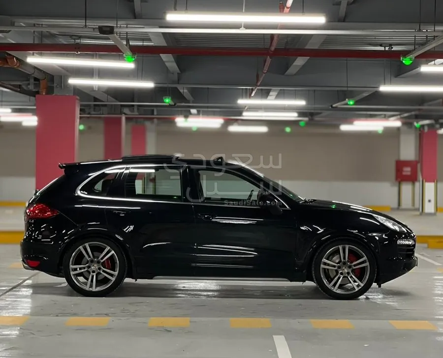 2014 Porsche Cayenne S