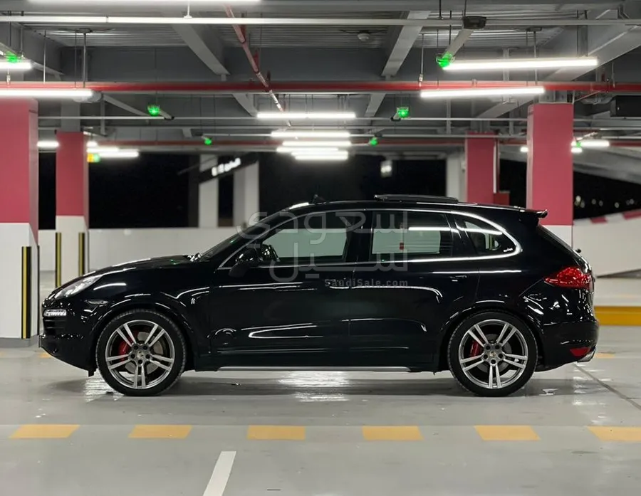 2014 Porsche Cayenne S