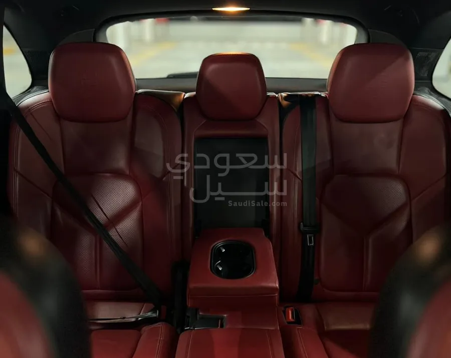 2014 Porsche Cayenne S