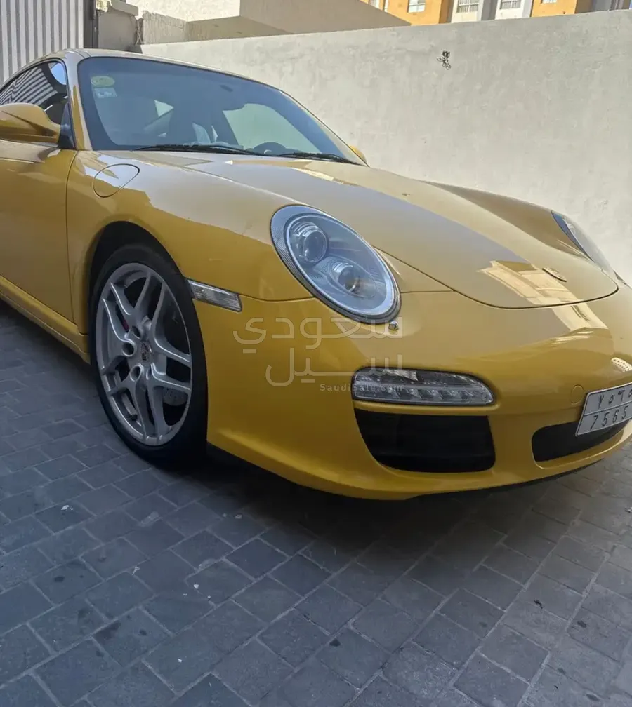 2011 بورش 911 كاريرا 4 اس