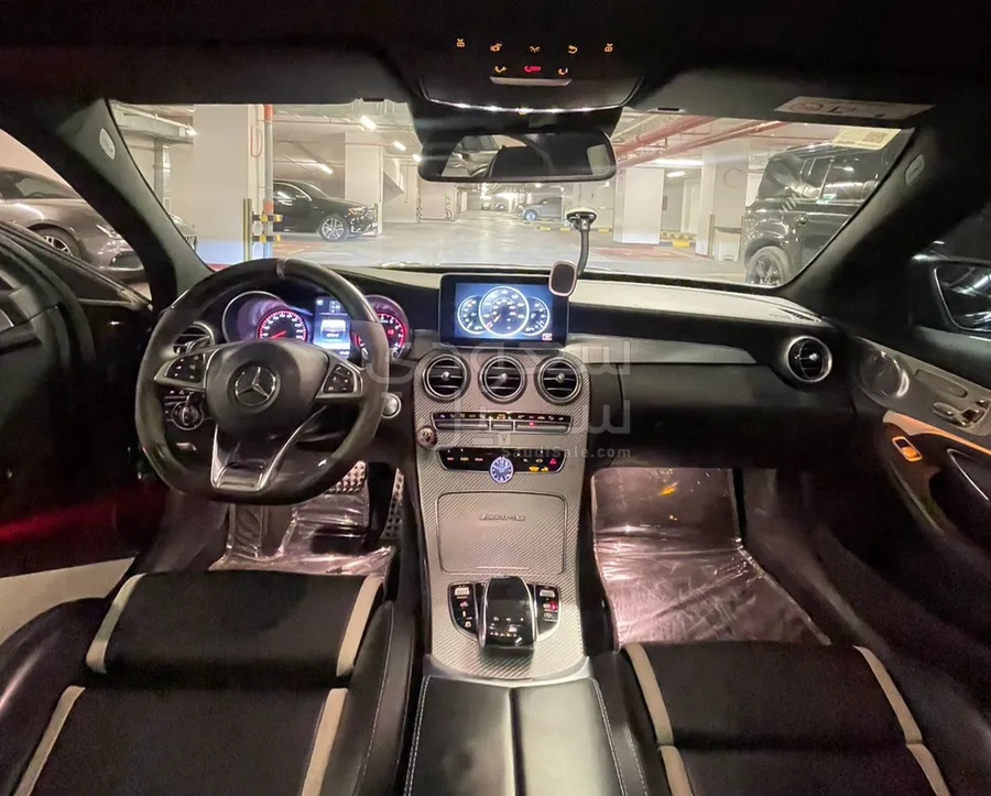 2017 Mercedes-Benz C 63S AMG