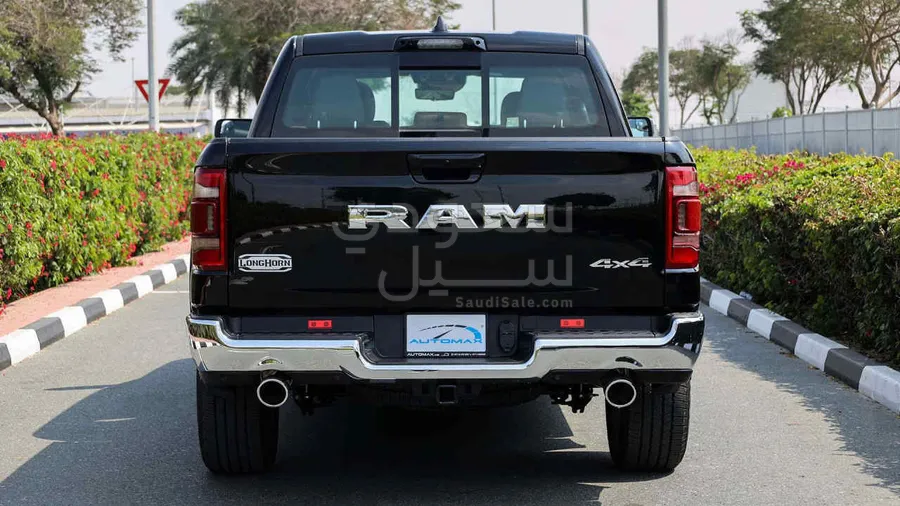 2024 دودج رام 1500 لونج هورن