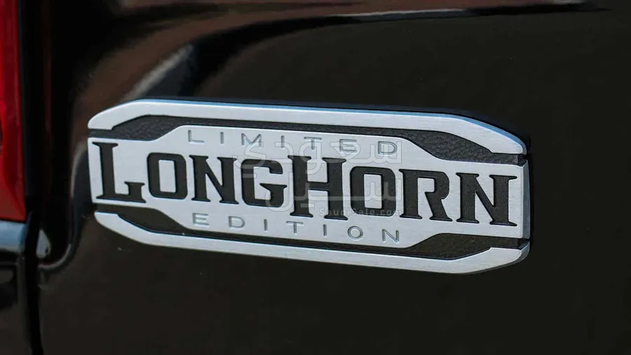 2024 دودج رام 1500 لونج هورن