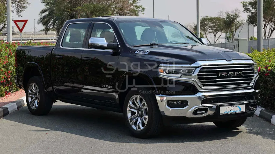 2024 دودج رام 1500 لونج هورن