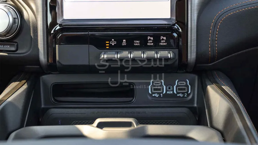 2024 دودج رام 1500 لونج هورن