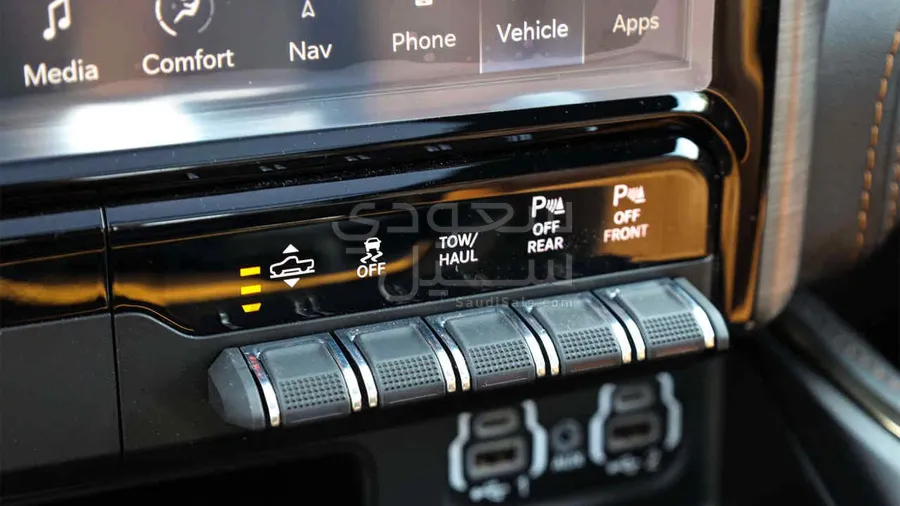 2024 دودج رام 1500 لونج هورن