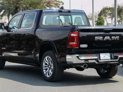 2024 دودج رام 1500 لونج هورن