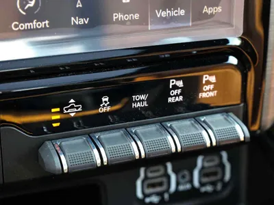 2024 دودج رام 1500 لونج هورن