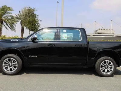 2024 دودج رام 1500 لونج هورن