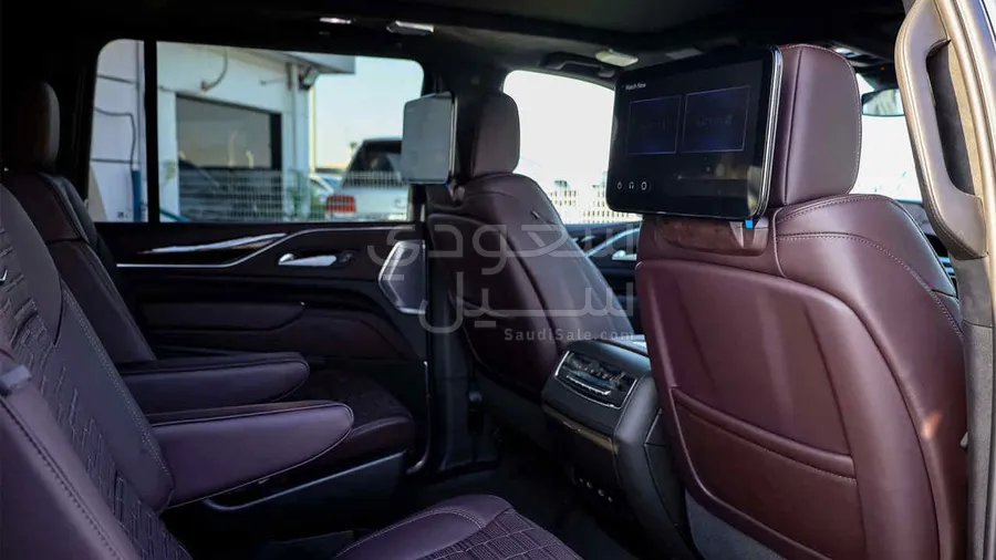 2023 Cadillac Escalade ESV