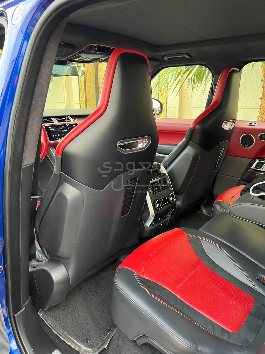 2020 Land Rover Range Rover Sport SVR