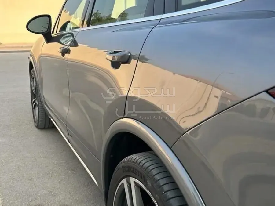 2014 بورش كايين اس