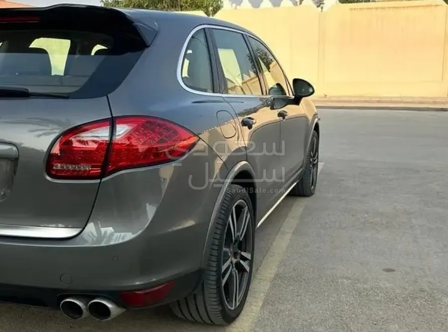 2014 بورش كايين اس