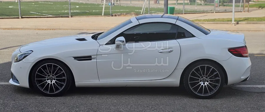 2018 Mercedes-Benz SLC 200