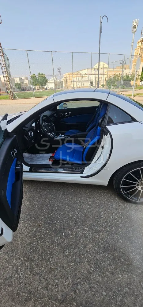 2018 Mercedes-Benz SLC 200