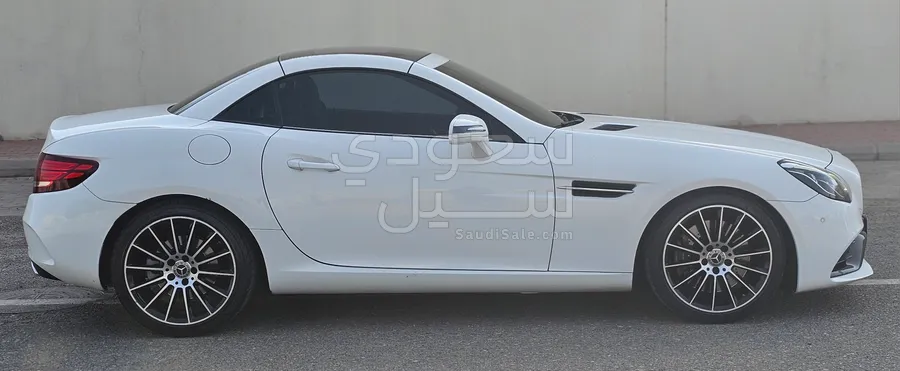 2018 Mercedes-Benz SLC 200
