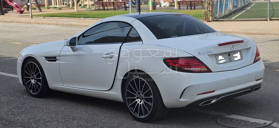 2018 Mercedes-Benz SLC 200