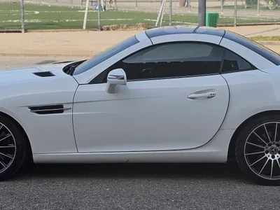 2018 Mercedes-Benz SLC 200