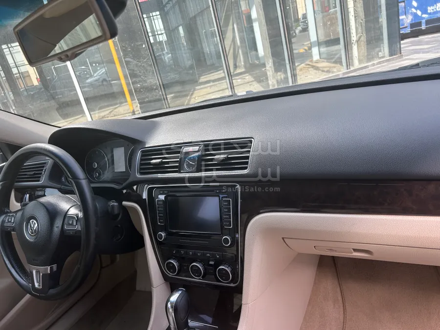 2014 Volkswagen Passat