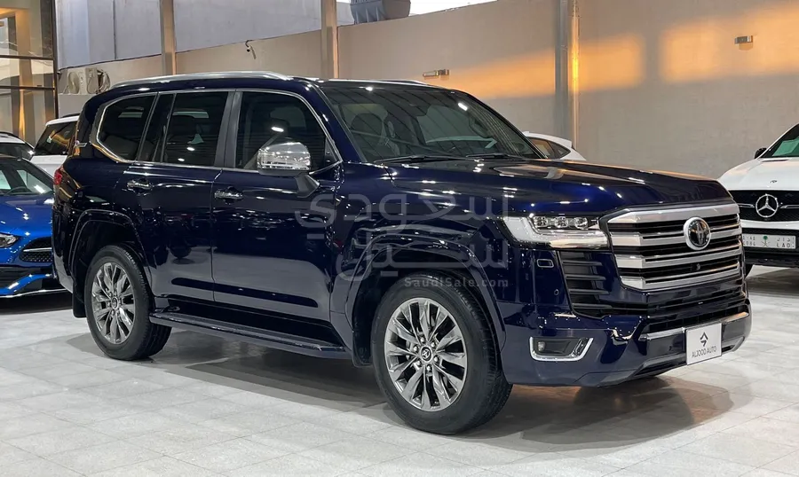 2022 تويوتا لاند كروزر في اكس ار